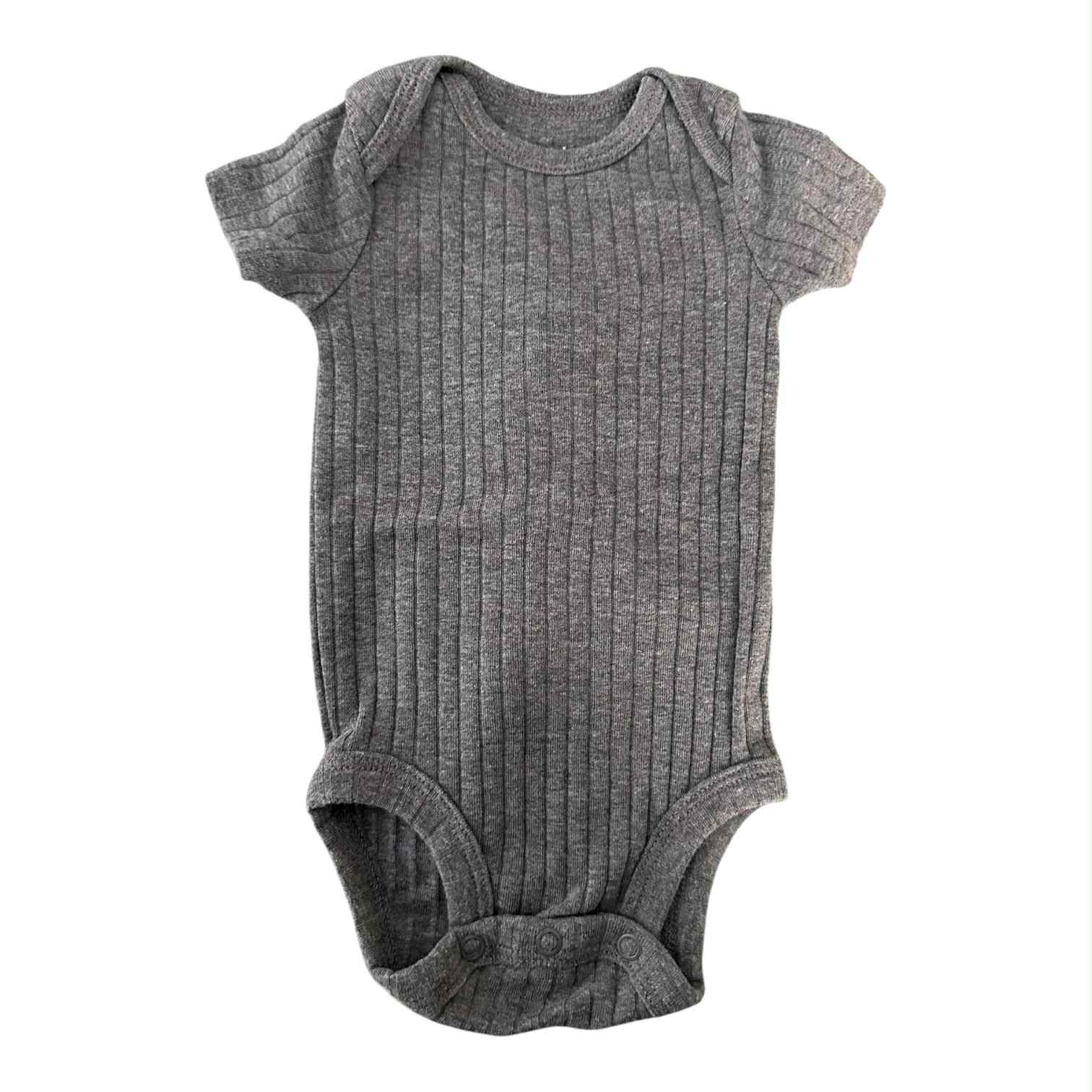 Lot cache couche carters 0-3 mois