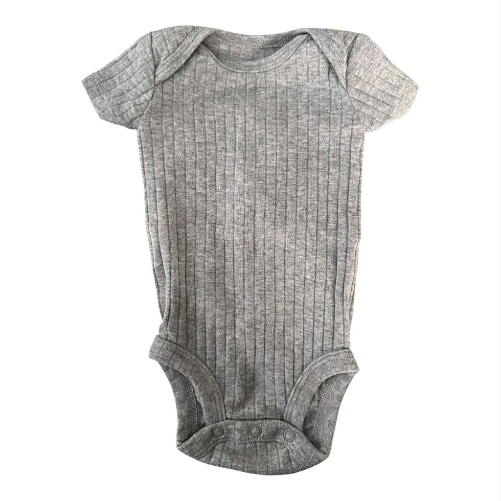 Lot cache couche carters 0-3 mois