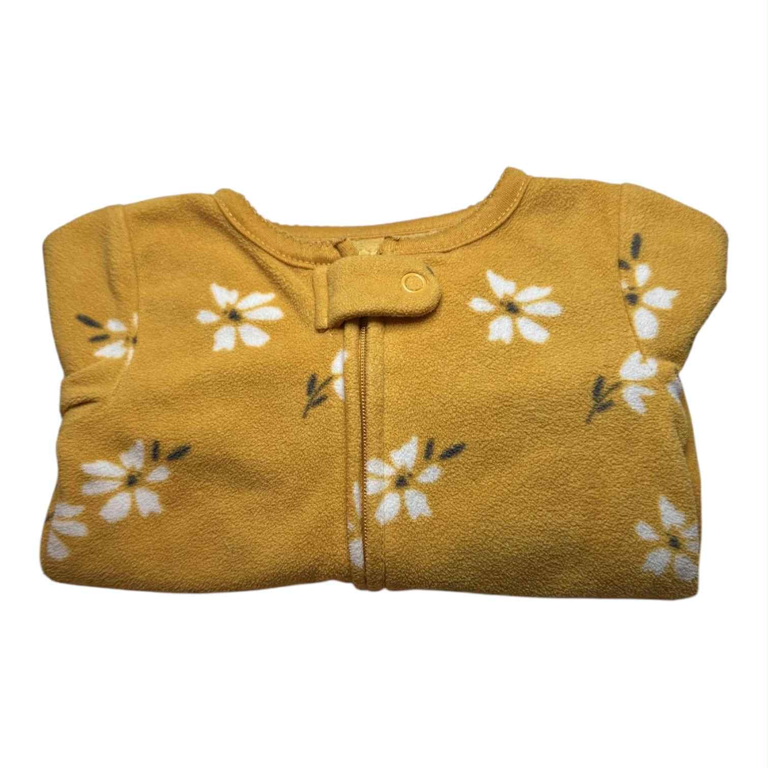 Pyjamas carters 6-9 mois